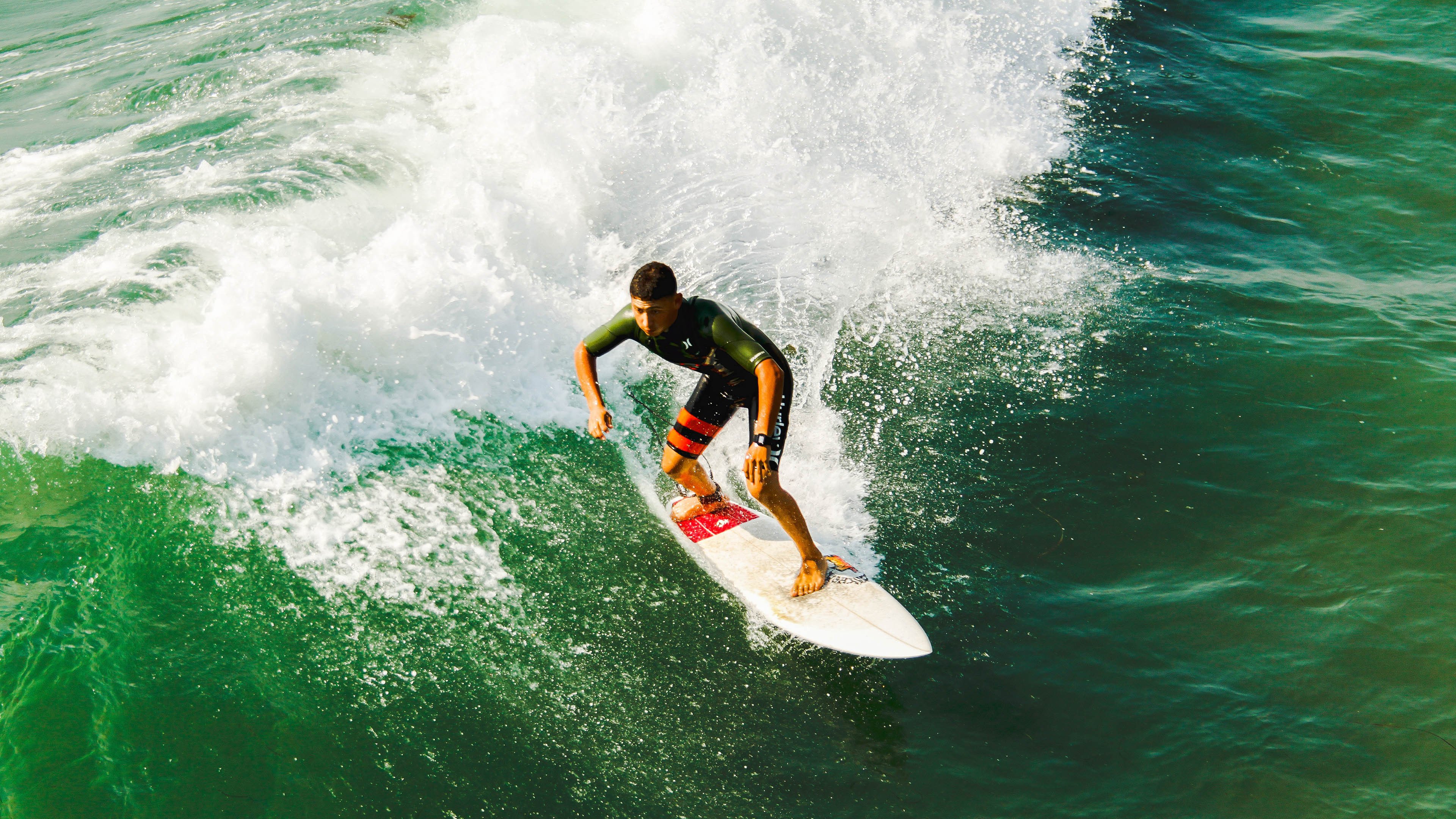 国王主教练亲临高中校园，进行公益训练营，国王队主教练沃顿好吗
